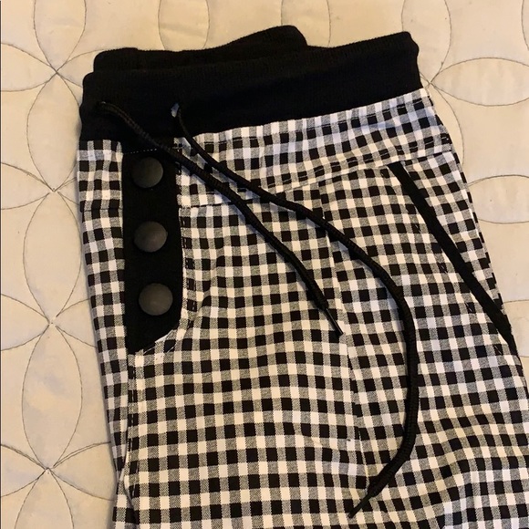 Pants - Picture 2 of 7